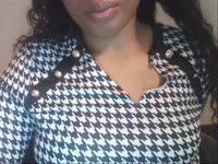 Ik ben een exotische, prachtige Caribische dame met een ongekende passie voor het leven en alles wat erbij komt kijken. Mijn warme uitstraling en sensuele energie zullen je direct betoveren, en ik ben hier om je mee te nemen op een reis van verleiding en plezier.Ben jij op zoek naar een hete, verleidelijke ervaring die je niet snel zult vergeten? Kom dan bij mij, de Caribische stoute dame die weet wat ze doet. Ik combineer de passie van de tropen met een ondeugende flair die jou gegarandeerd in vuur en vlam zal zetten.Met mijn exotische charme, speelse houding en avontuurlijke geest neem ik je mee naar een wereld van plezier en opwinding. Of je nu hebt in een flirterige chat, een uitdagend spel of iets dat je grenzen opzoekt, ik ben hier om jouw verlangens te vervullen.Dus, waar wacht je nog op? Kom bij mij en ontdek de magie van de Cariben, direct vanuit de privacy van jouw scherm. Ik ben klaar om je te verrassen, te prikkelen en je te laten verlangen naar meer. Durf jij het aan?