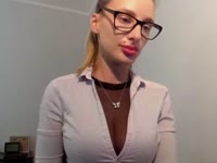 I love the silence of the early morning, when the whole world seems to freeze for a moment. At such moments, I feel inner peace. I like long walks - especially in parks or in nature. Fresh air, greenery, sun rays on my face - all this fills me with energy.