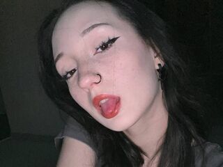 nude webcamgirl photo AccaBelow