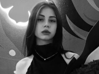 naked cam girl DawnGoller