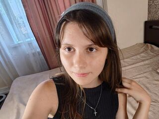 camslut DeborahKnight