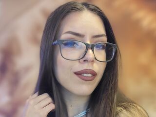adult liveshow EmaLowee
