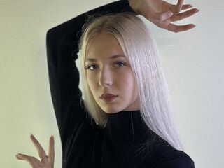 closeup EmiliaHobgood