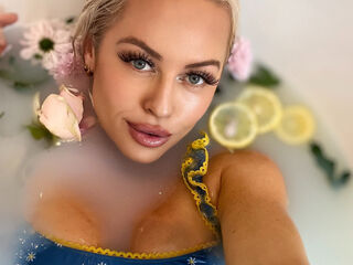 hot sex cam IsabellaSaturn