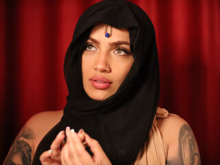 sexy cam girl LuciaLyone