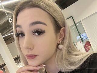 nude webcamgirl pic MollieClasby