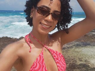 adult webcam chat room SophiaBond