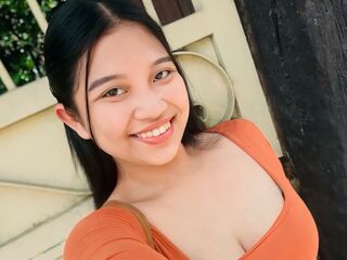 camwhore SophiaCharms