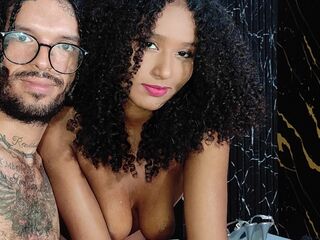 camcouple masturbating with vibrator KarlisAndSam
