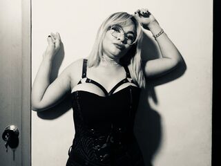 ass spanking webcam sex BelliniSarah