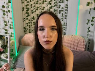 shaved pussy web cam AdalindaFox