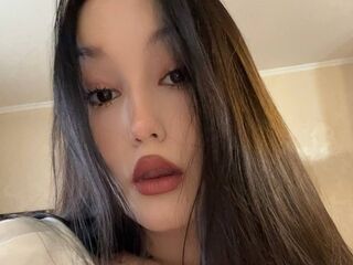 masturbating camgirl AleshiaCalles