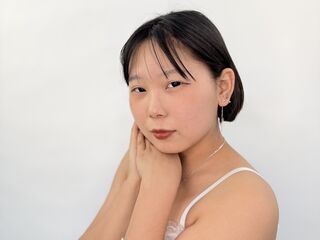 fingering webcam girl AlexaGrowner