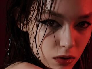camgirl masturbating with dildo AllaAster