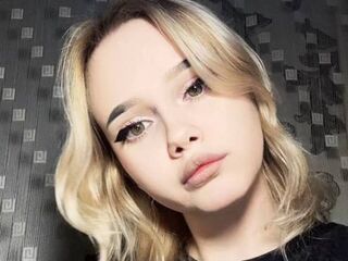 naked camgirl picture AlmaLonabaugh