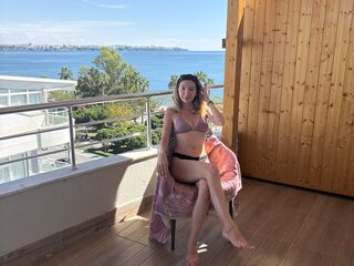 fingering girl webcam  AlyVee