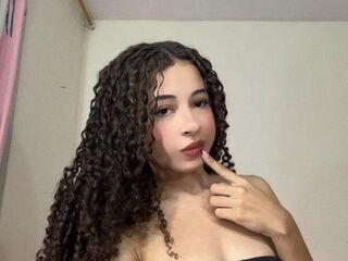 masturbating webcam girl AmandaFerri