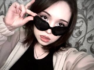 shower cam AminaBaudoin