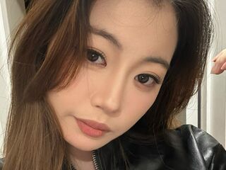 live cam show AugustFeng