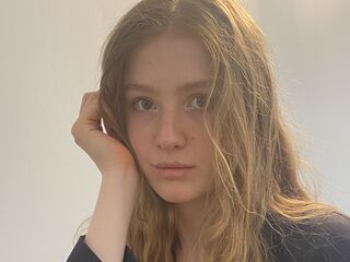 webcam babe chat room AuraTyce