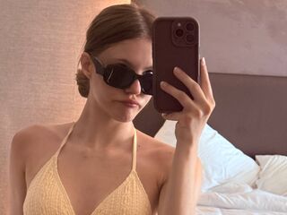 camgirl live AureliaThorn