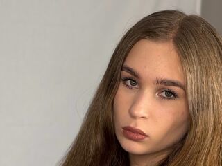 hot cam slut BaileyGagnon