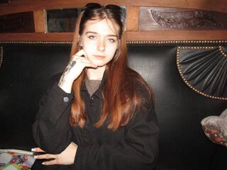 fingering camwhore BarbaraGriswell
