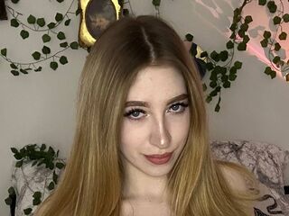 webcamgirl chatroom BellaBrosk