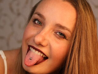 hot cam hooker BelleCox