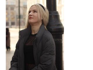 cam girl pic CarinGoodwin