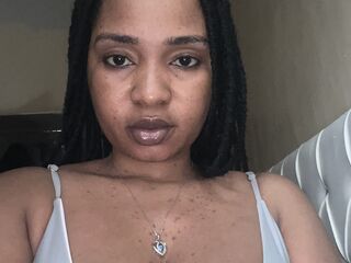 porn cam CarolineJames