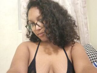 Kinky webcam girl CherNubiz