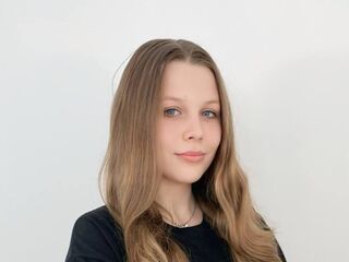 camwhore nude ChristianeSivie