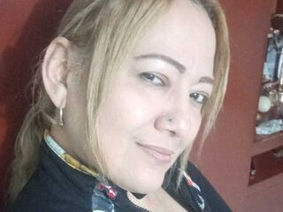 naked cam girl photo ClauDarling