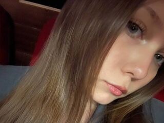 webcam babe chatroom CleliaGuynup