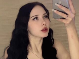 camgirl showing tits CorrinaWeirich
