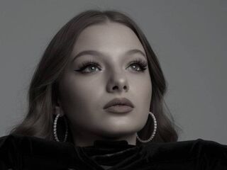 nude webcam girl picture CreolaScheidler