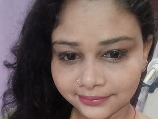 live-chat CurvySoniya