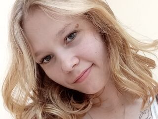 hot girl webcam photo DainePostema