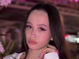 fingering webcam girl DeannCabiya