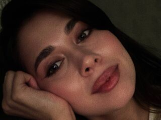 girl showing pussy DetraAffleck