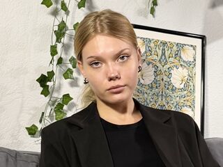 chatroom web cam DonellaAndra