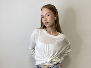 naked webcam girl masturbating DortheyVath