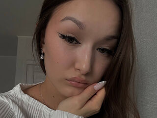 girl cam naked EdaScantling