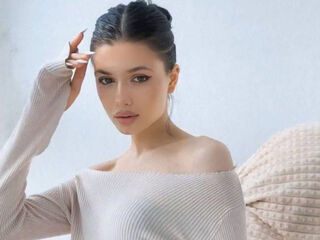 cam girl masturbating with sextoy EdytGoreham