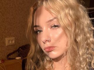 chatroom cam EliseHulvey