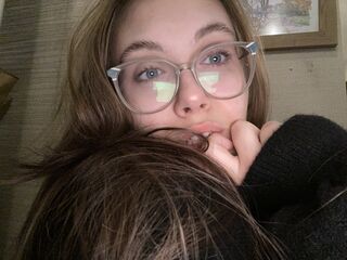 free chat room EmilyLoven