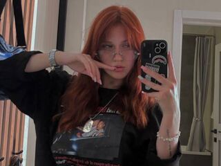 live webcam girl EmmaMinis