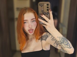 cam girl playing with vibrator EvaOrange