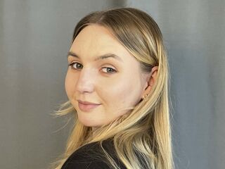 free webcam FloraBrenden